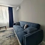 Apartment Dolphin Near Neversea Constanta
